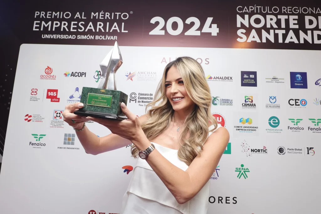 Catalina Gutiérrez de Piñeres gana el el premio Mérito Empresarial